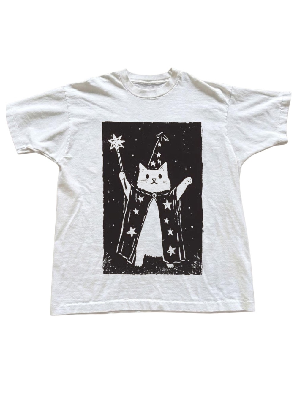 Gildan White Graphic Tee with Wizard Cat Print